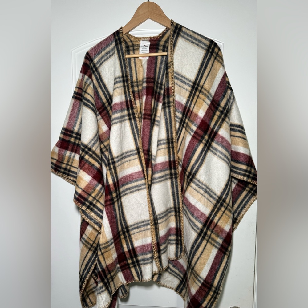 Woolrich Plaid shawl cape